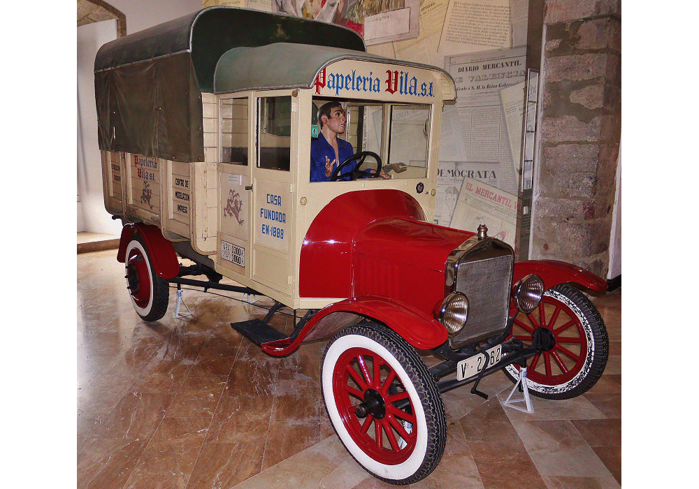 Van of the printer Vila. Ford. 1902